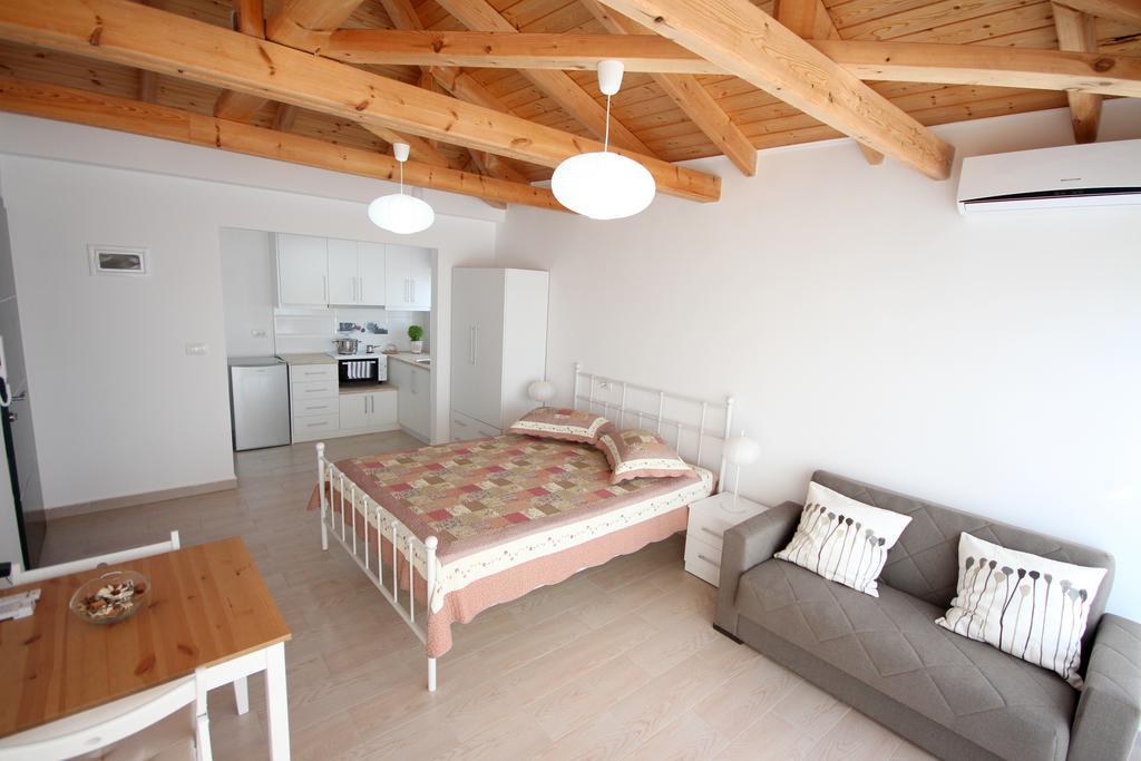 Nefeli Apartments Sarande Ngoại thất bức ảnh