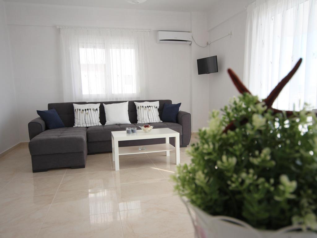 Nefeli Apartments Sarande Ngoại thất bức ảnh