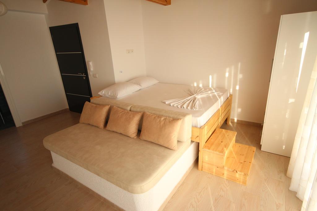 Nefeli Apartments Sarande Ngoại thất bức ảnh