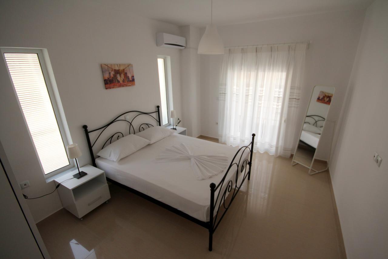 Nefeli Apartments Sarande Ngoại thất bức ảnh