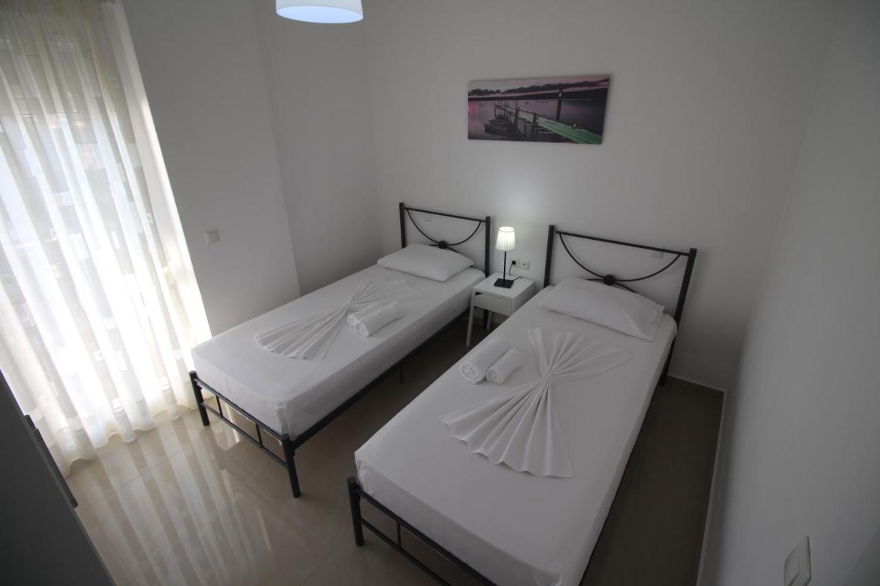 Nefeli Apartments Sarande Ngoại thất bức ảnh